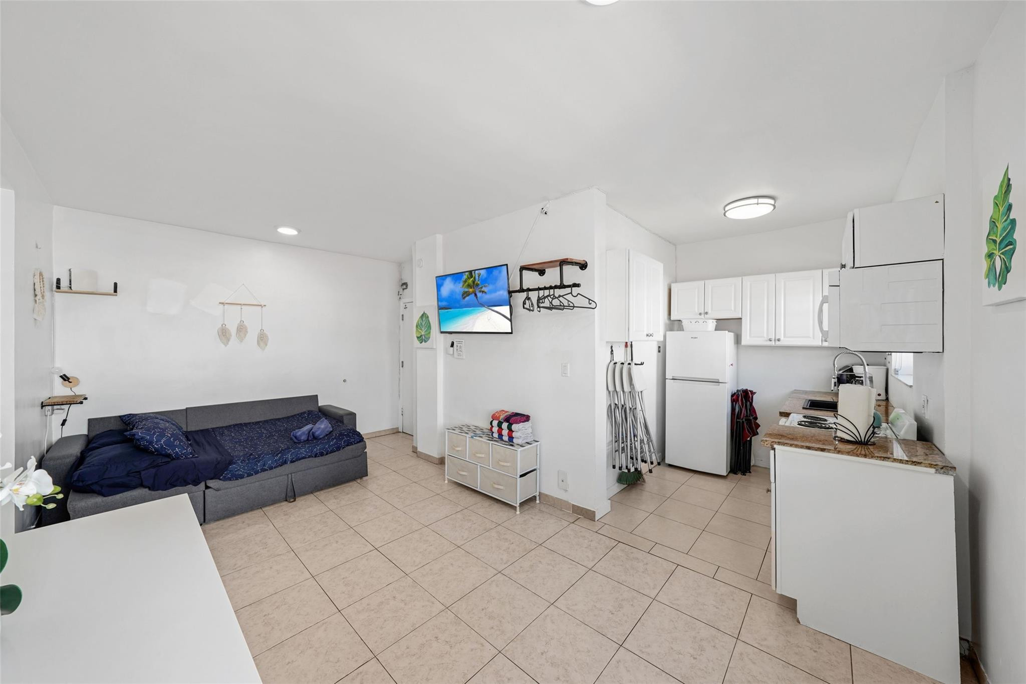 DEL RIO CONDO - Residential