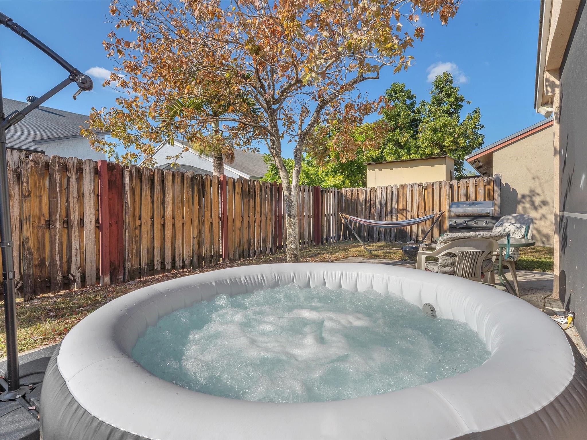 Pembroke Lakes South 119- - Residential