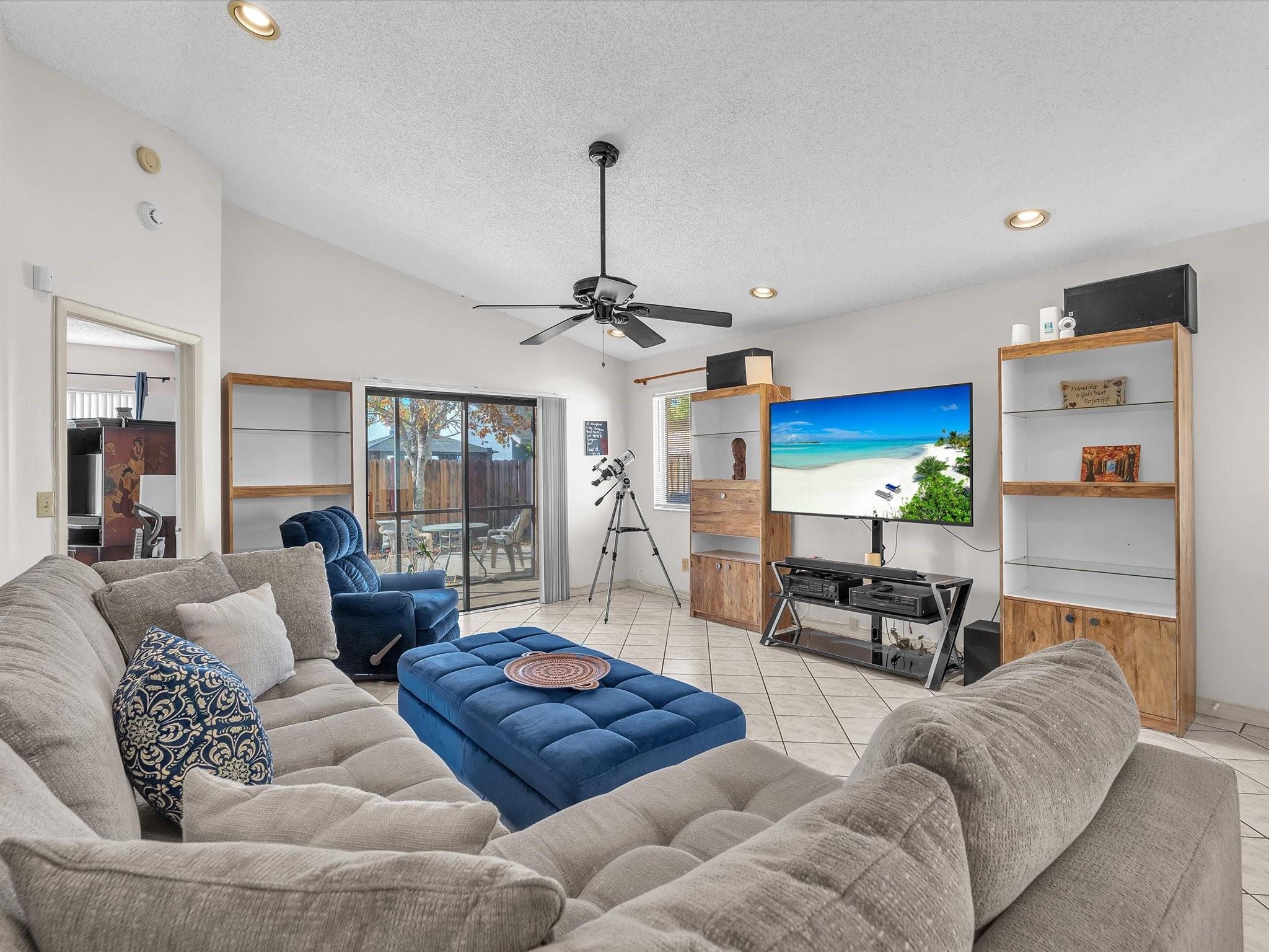 Pembroke Lakes South 119- - Residential