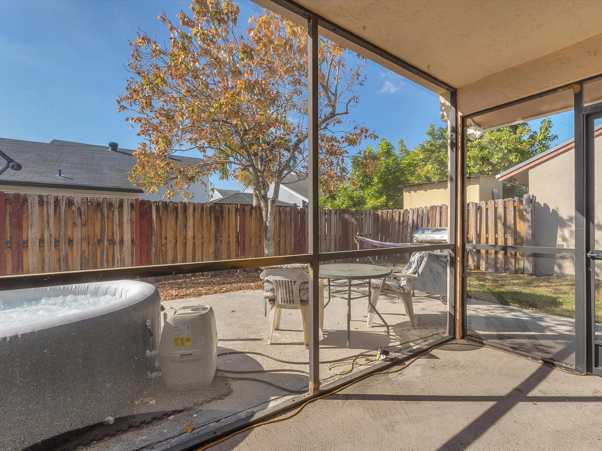 Pembroke Lakes South 119- - Residential