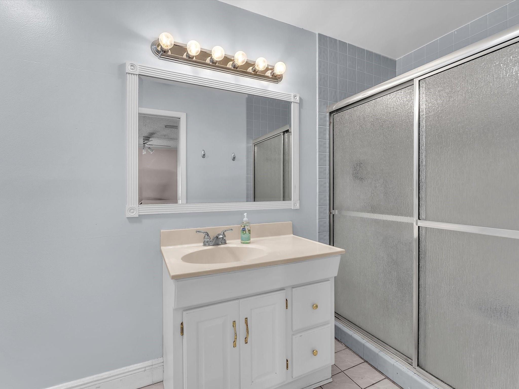 Pembroke Lakes South 119- - Residential