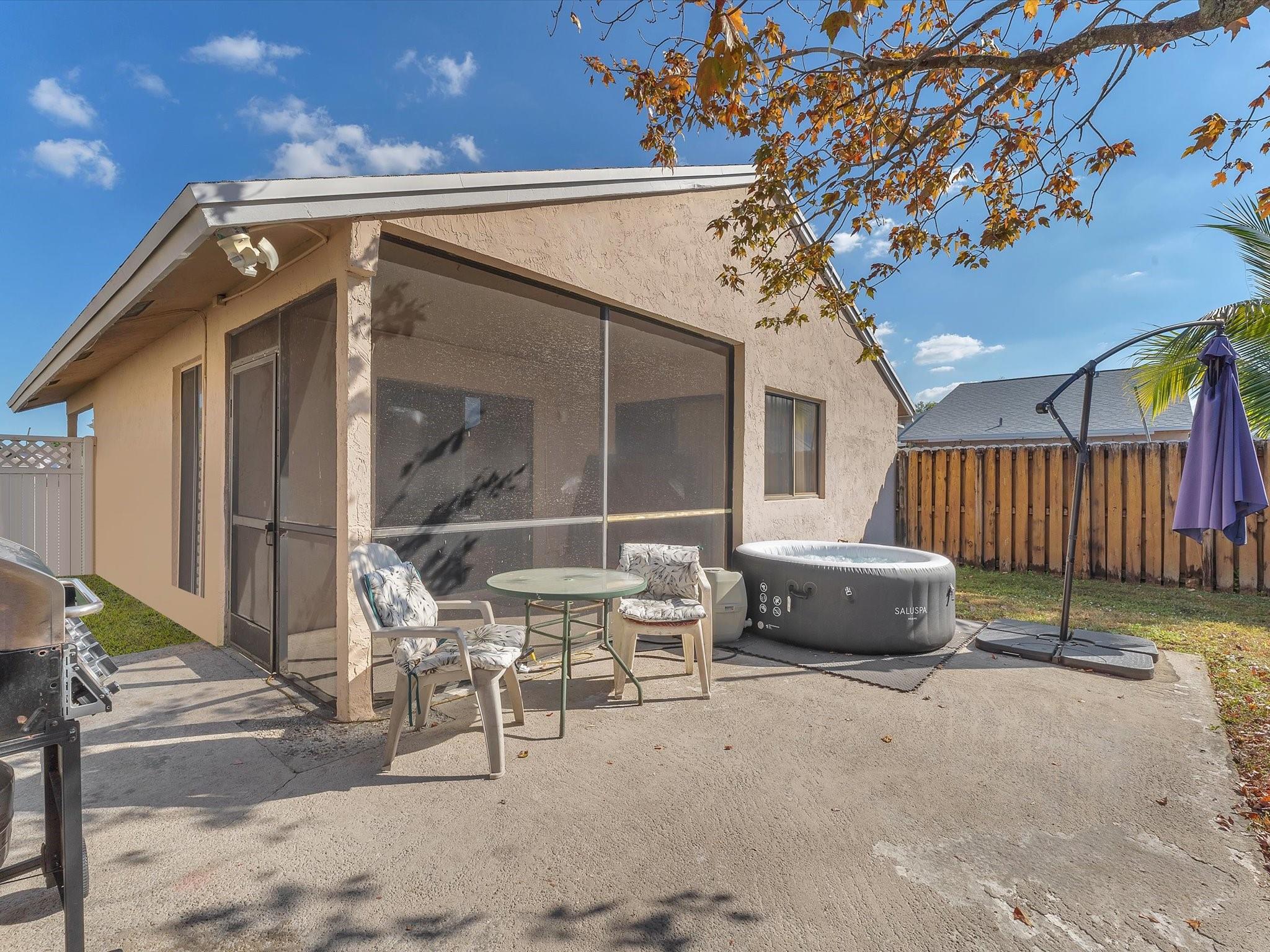 Pembroke Lakes South 119- - Residential