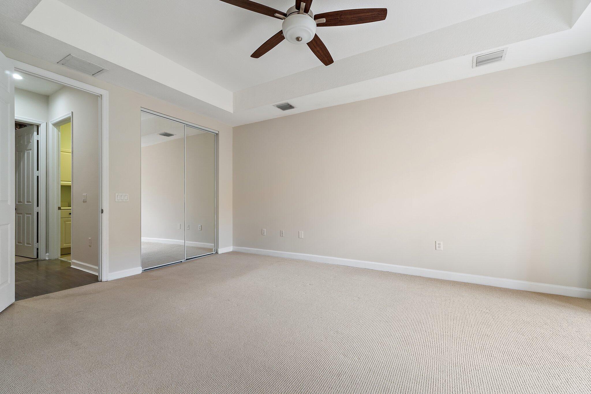 HARBOUR OAKS - Residential