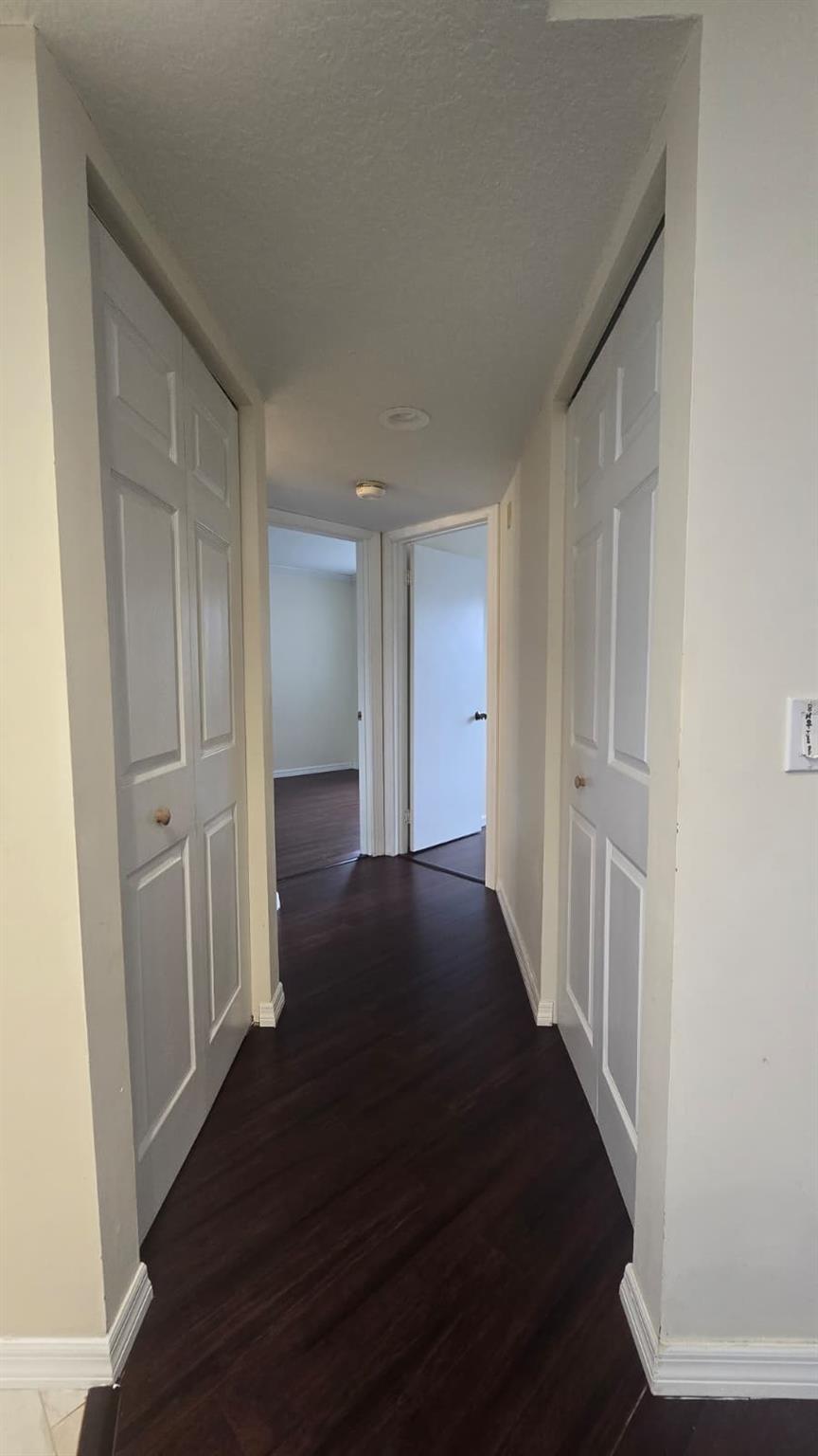 EDGEWATER - Residential Lease
