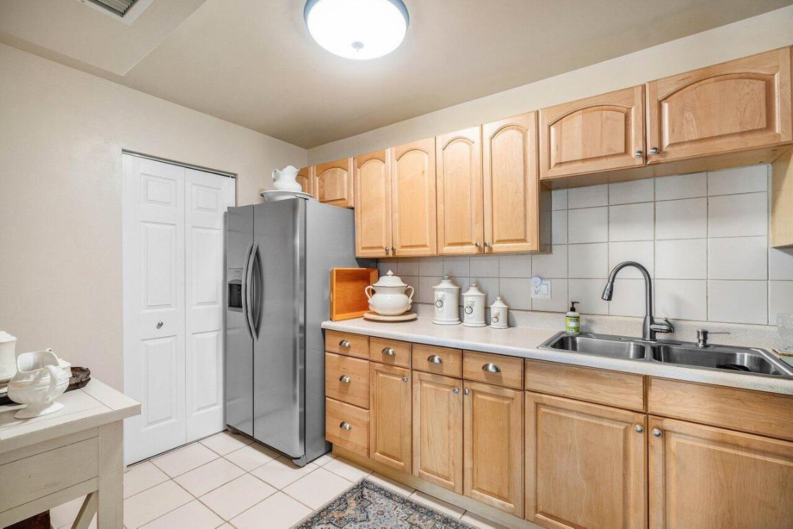 GOLDEN LAKES VILLAGE CONDO 1 THRU 13-A - Residential