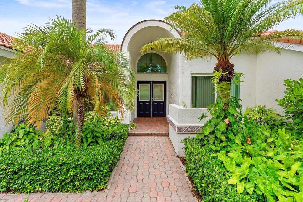 Photo of 6015 Buena Vista Court, Boca Raton, FL 33433 (MLS # R11092830)