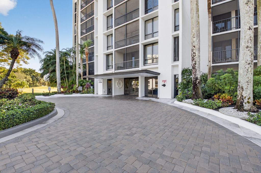 Photo of 7754 Lakeside Boulevard #435, Boca Raton, FL 33434 (MLS # R11161892)