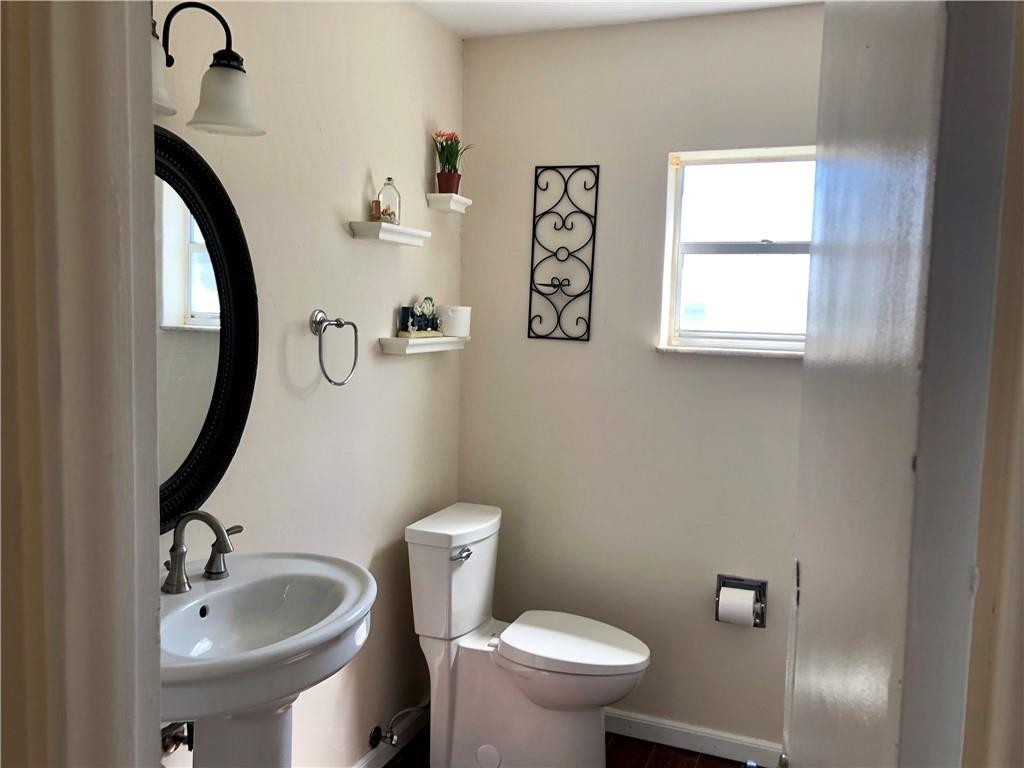 North Laurel Circle 89-47 - Residential