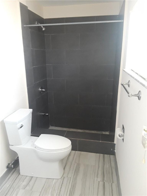 North Laurel Circle 89-47 - Residential