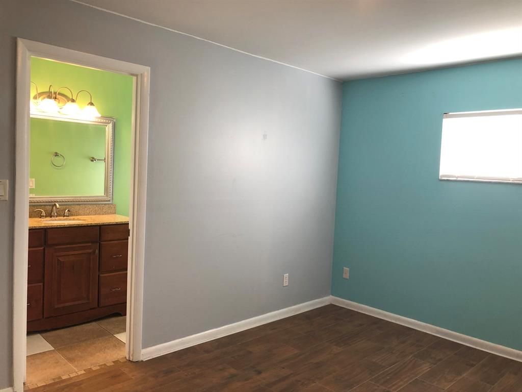 Laurelwood - Residential