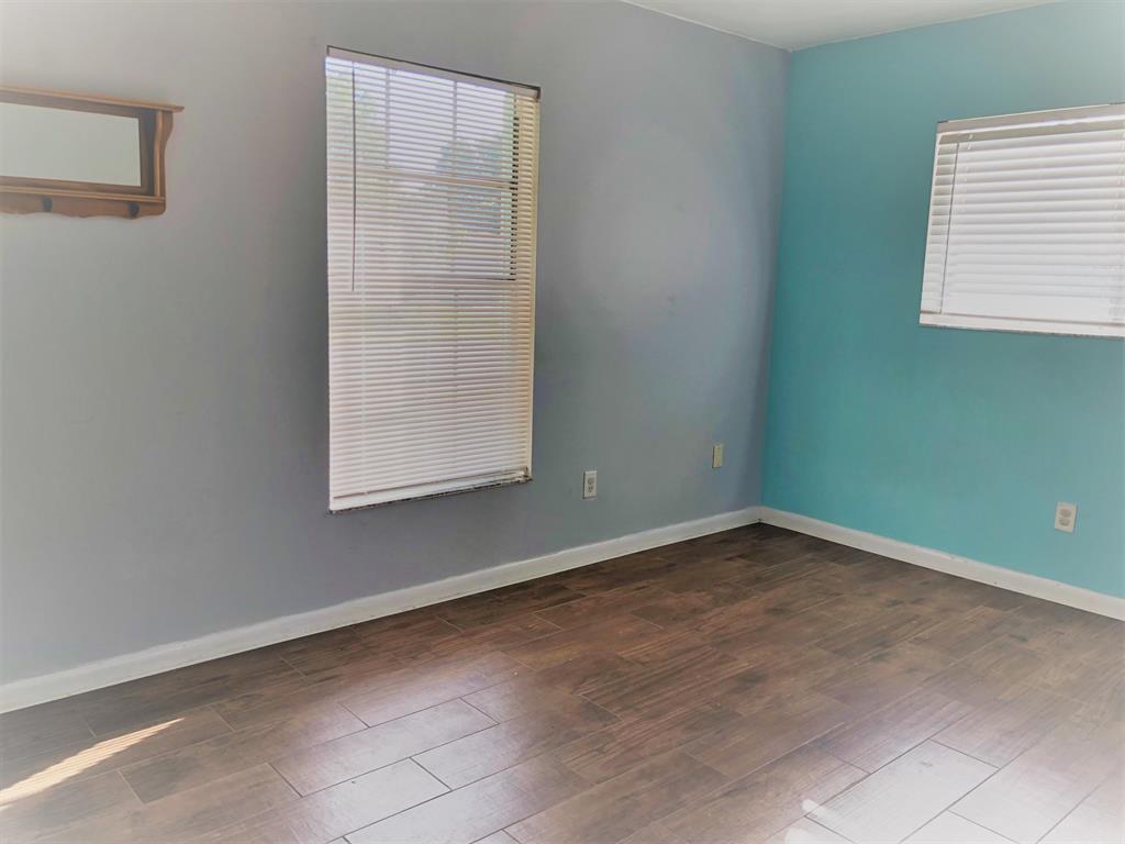 Laurelwood - Residential