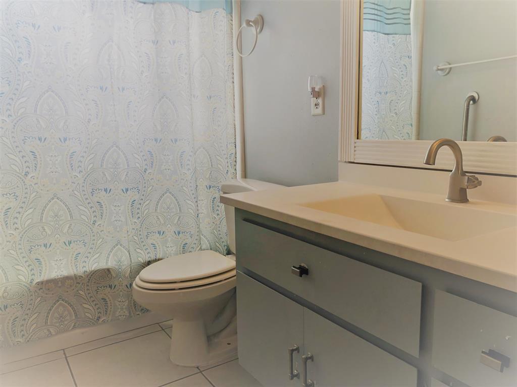 Laurelwood - Residential