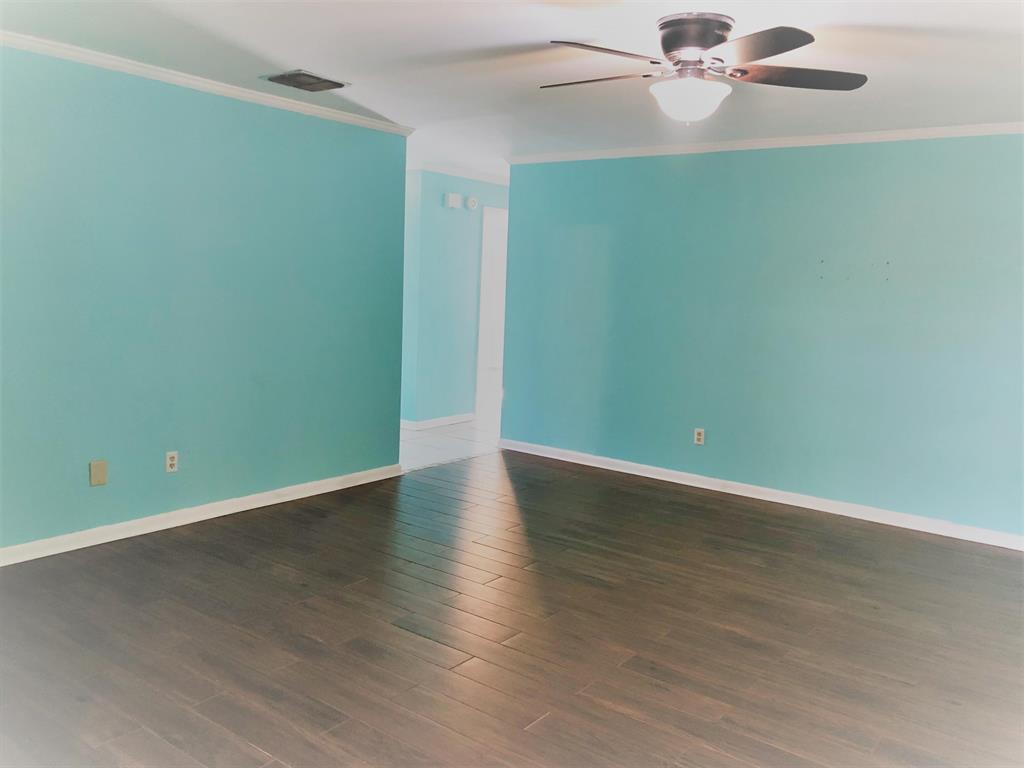 Laurelwood - Residential