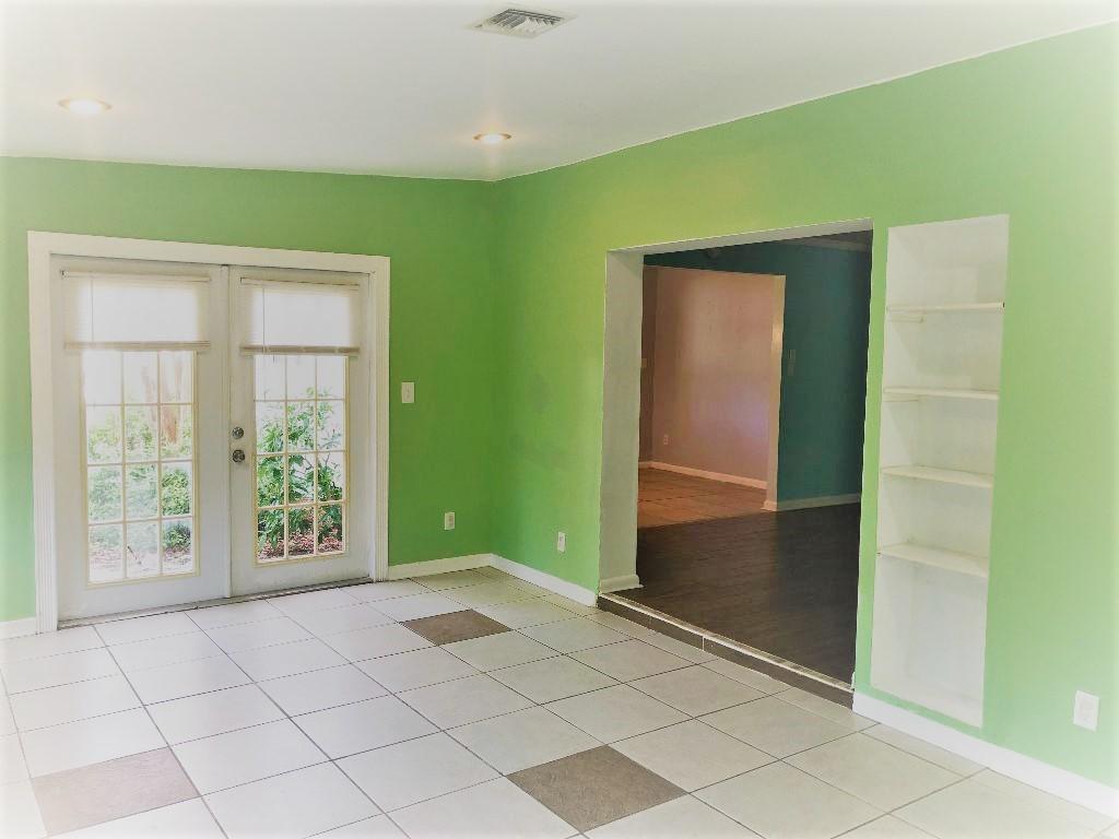 Laurelwood - Residential