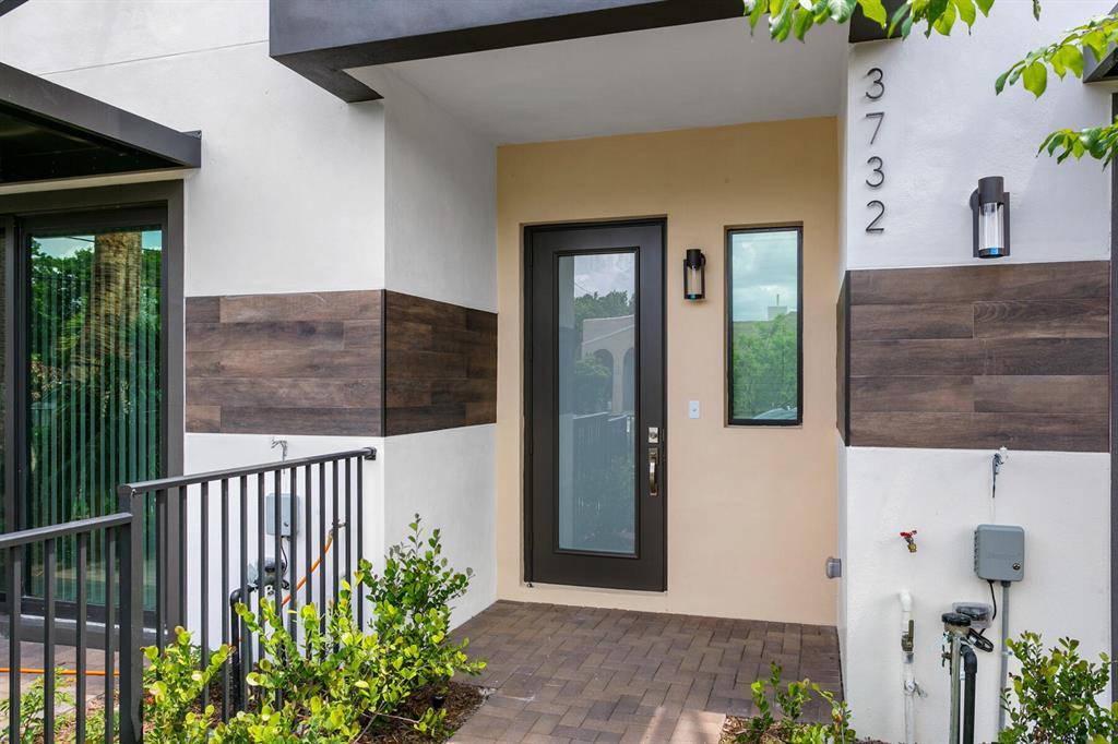 This BRAND NEW CONSTRUCTION townhome is located in the heart of Antique Row in West Palm Beach, with high walkability to a dozen downtown restaurants and shops. Just 5 minutes from Rosemary Square and the Kravis Performing Arts Center and 10 minutes from the Palm Beach International Airport boasting the quintessential urban and low maintenance living.Construction was just completed and this unit has never been lived in! Designed with contemporary clean lines and 9 ft ceilings and featuring 3 bedrooms, 3.5 baths, 2 car garage, energy saving/green features, full hurricane-impact windows and doors, state-of-the-art kitchens with GE stainless steel appliance package, and large walk-in closets.Will be furnished November 22nd - Call for seasonal details.