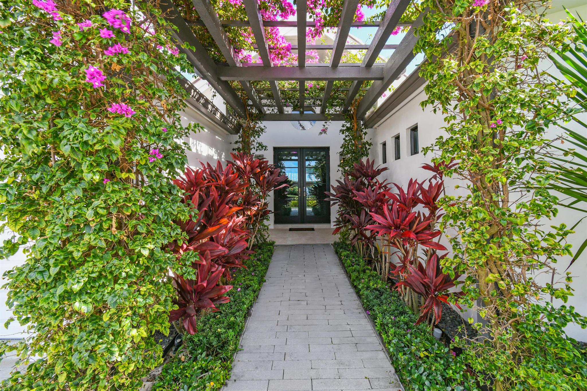 170 Beacon Lane