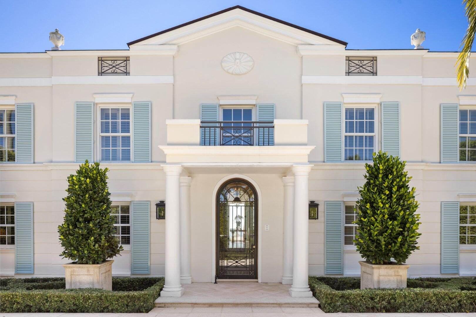 320 El Vedado Road