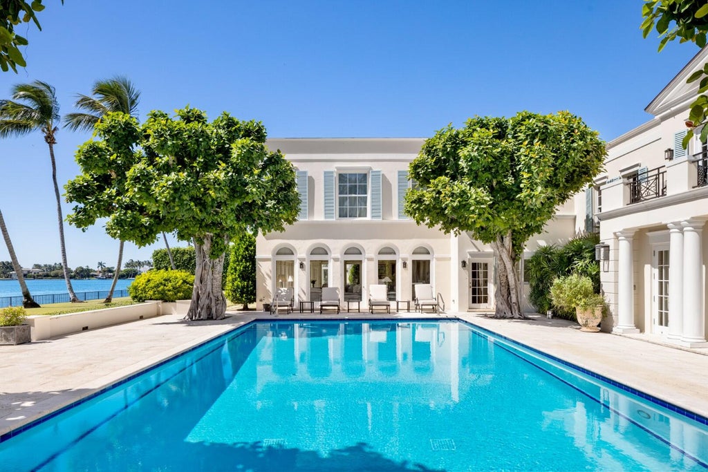 Photo of 320 El Vedado Road, Palm Beach, FL 33480 (MLS # B26082989)