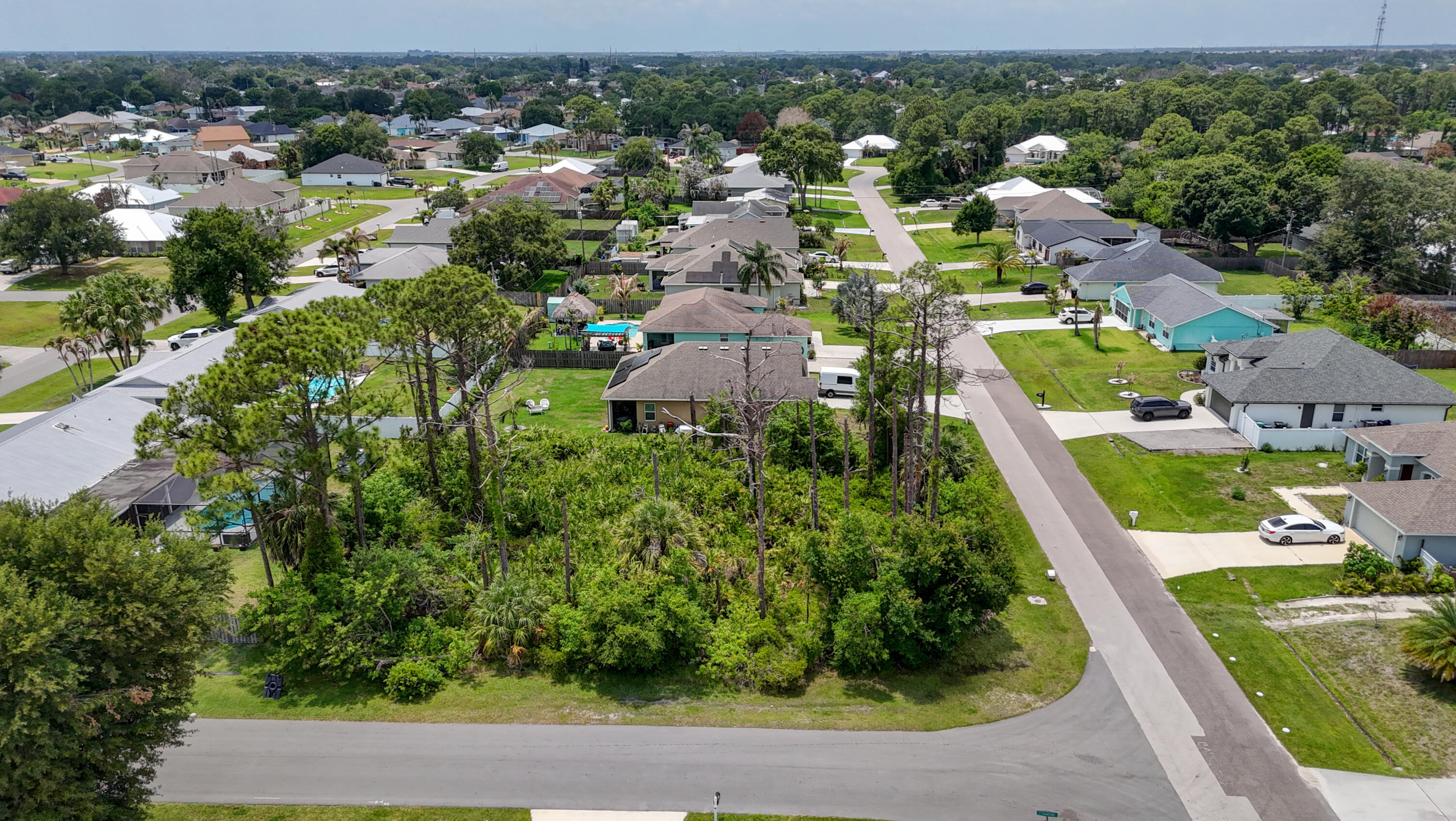 PORT ST LUCIE SECTION 11 - Land