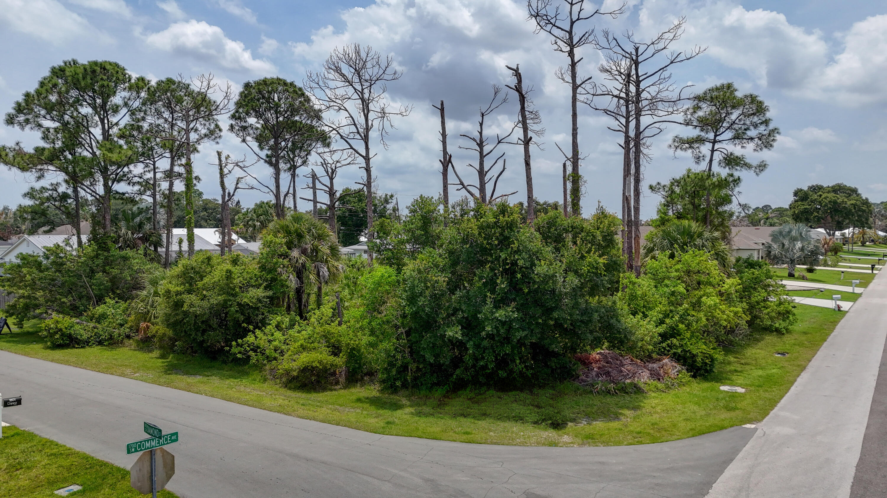 PORT ST LUCIE SECTION 11 - Land