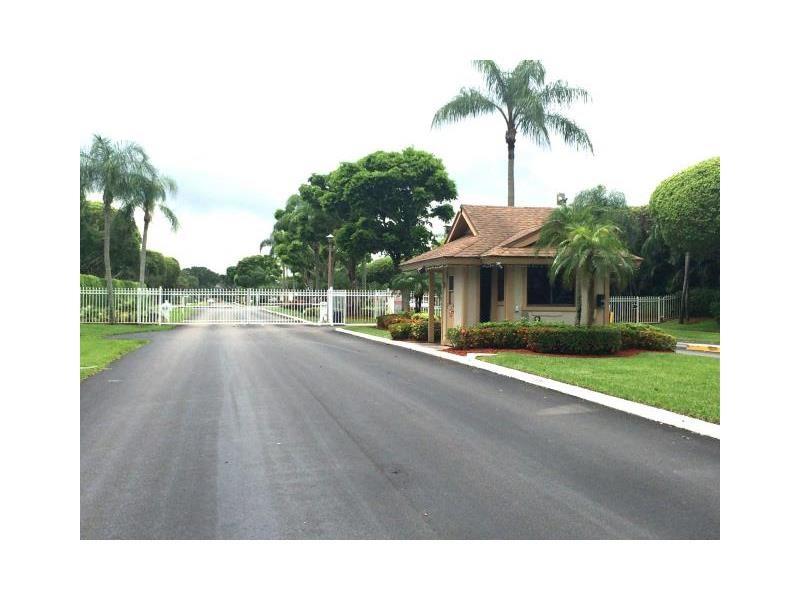 Banyan Springs - Residential