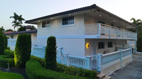 Tiny photo for 875 NW 120th Avenue, Plantation, FL 33325 (MLS # R11158472)