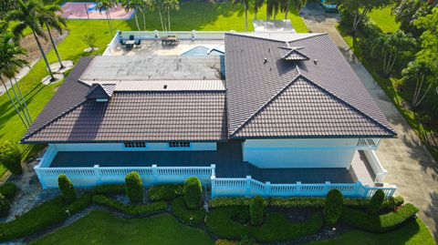 Tiny photo for 875 NW 120th Avenue, Plantation, FL 33325 (MLS # R11158472)