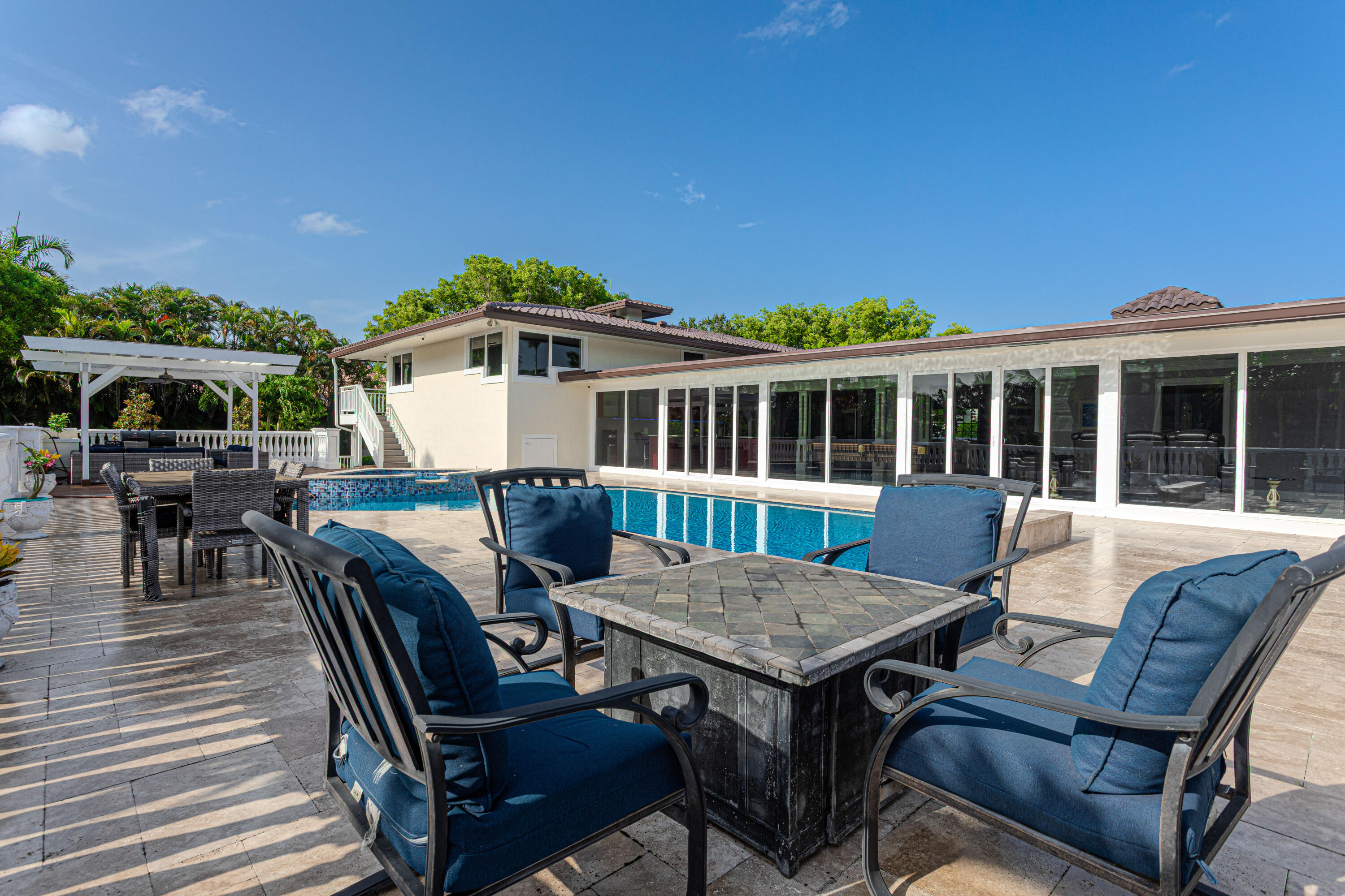 PLANTATION NEIGHBORS PLAT 3 - Residential