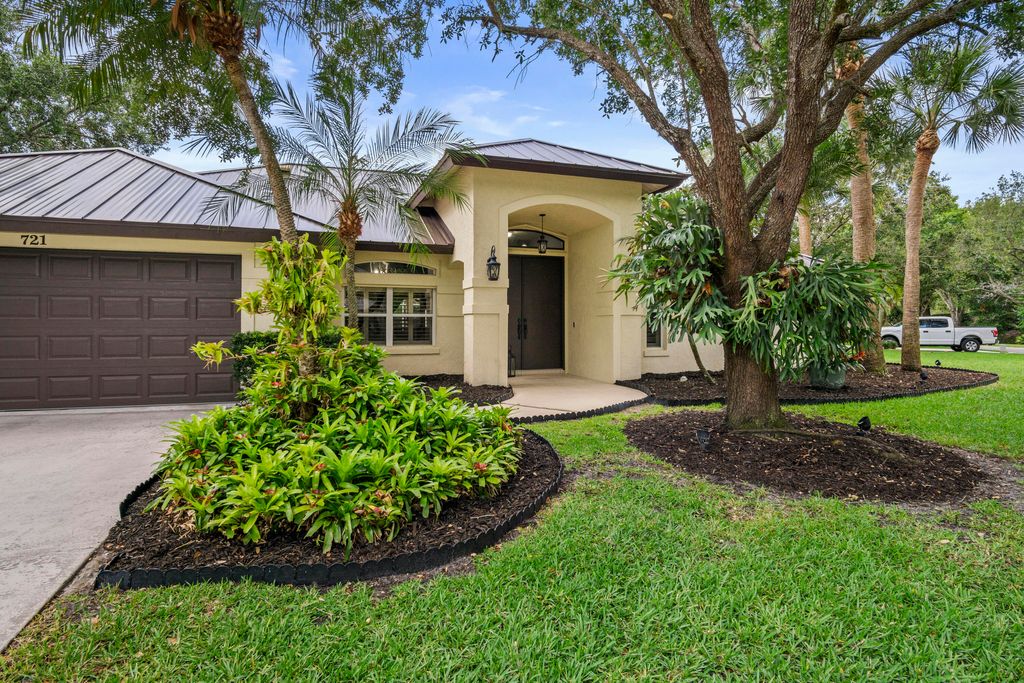 Photo of 721 SW Lighthouse Drive, Palm City, FL 34990 (MLS # R11167706)