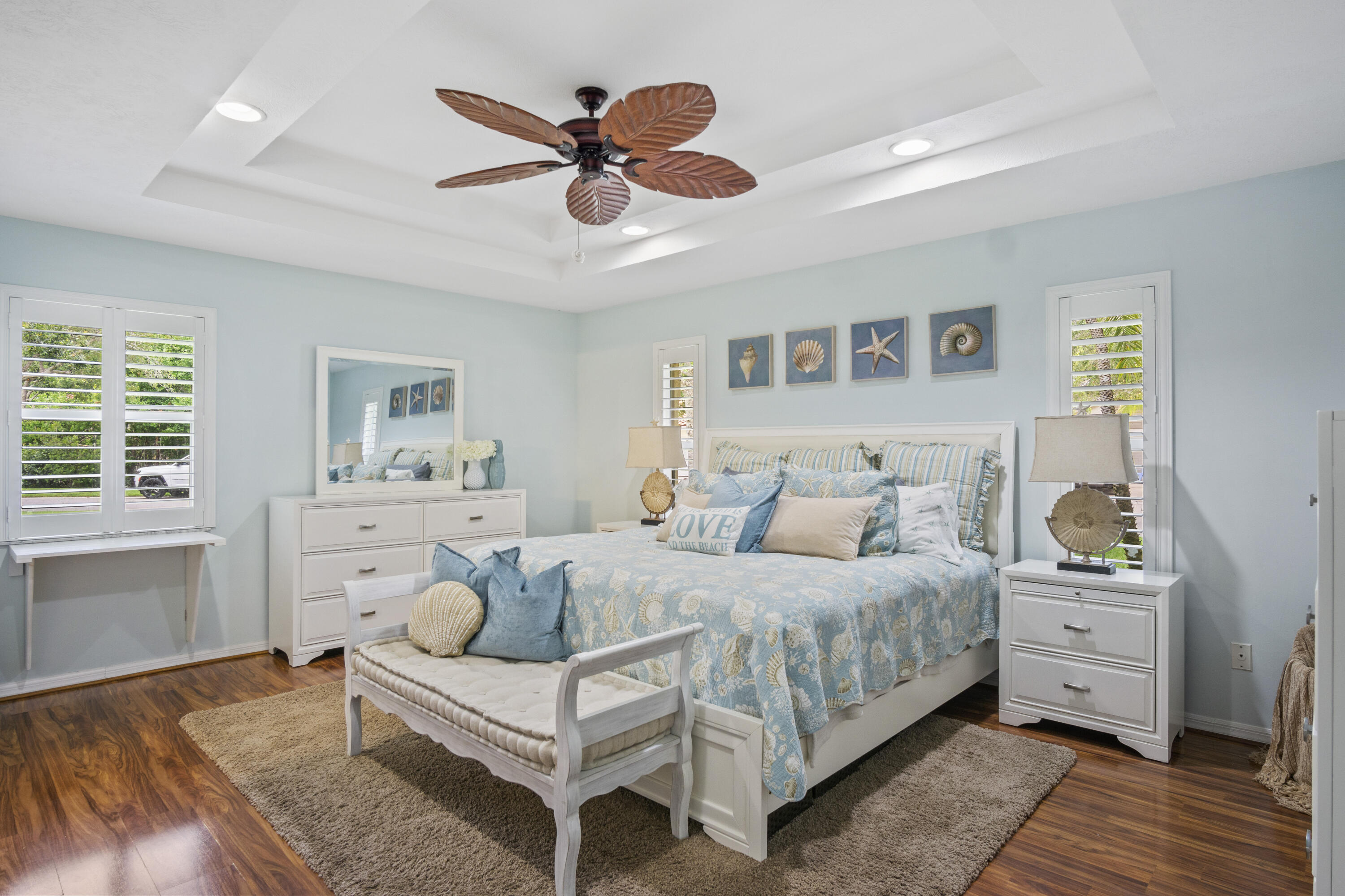 HARBOUR POINTE - Residential