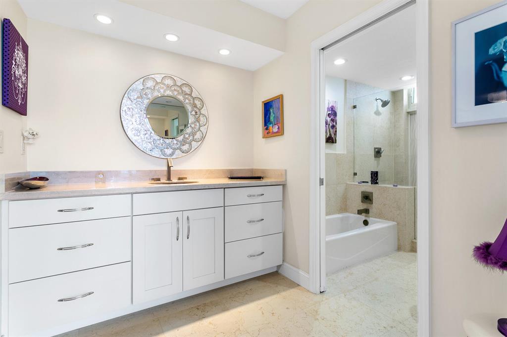 TWENTY SIX HUNDRED CONDO - Residential