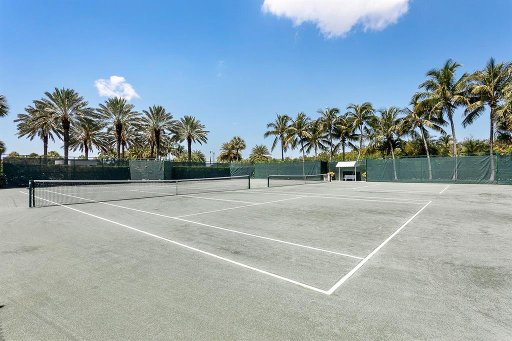 TWENTY SIX HUNDRED CONDO - Residential