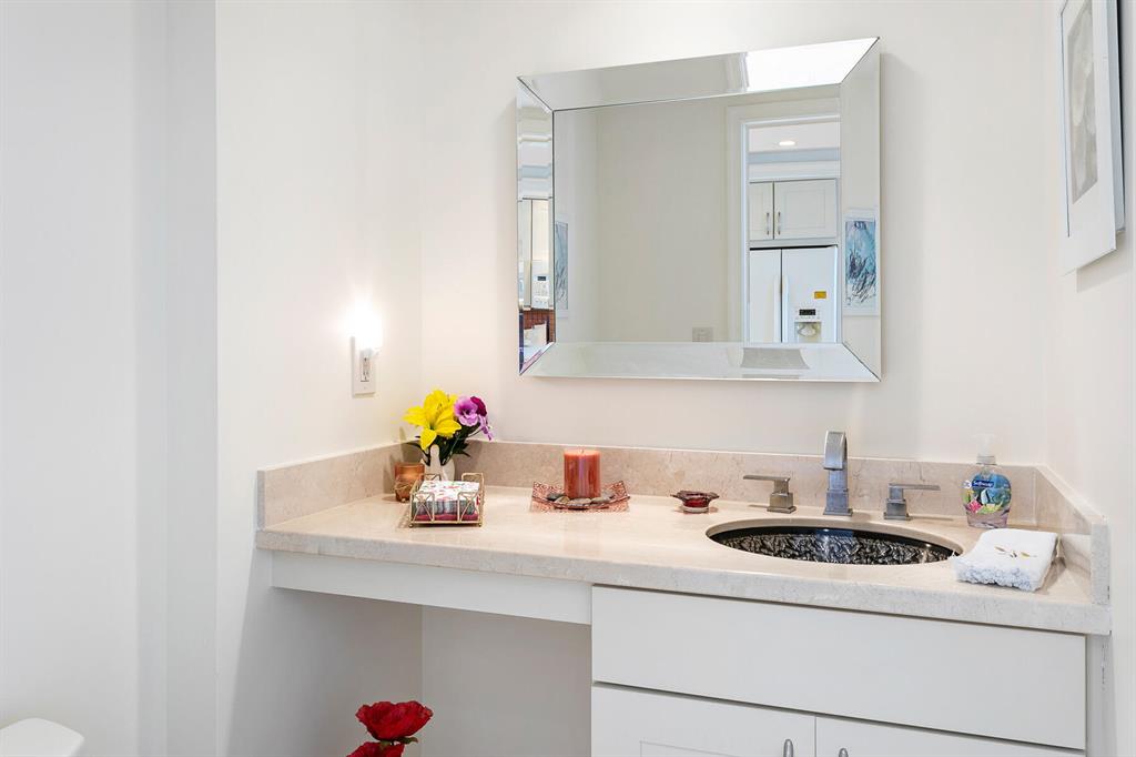 TWENTY SIX HUNDRED CONDO - Residential