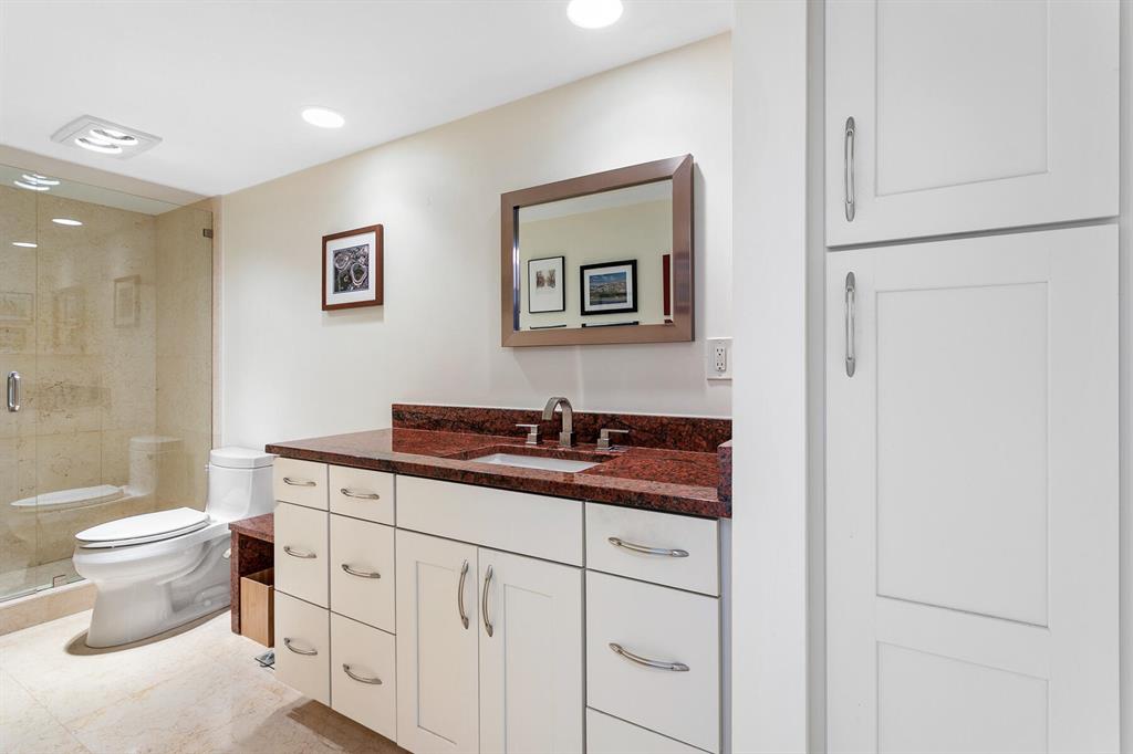 TWENTY SIX HUNDRED CONDO - Residential