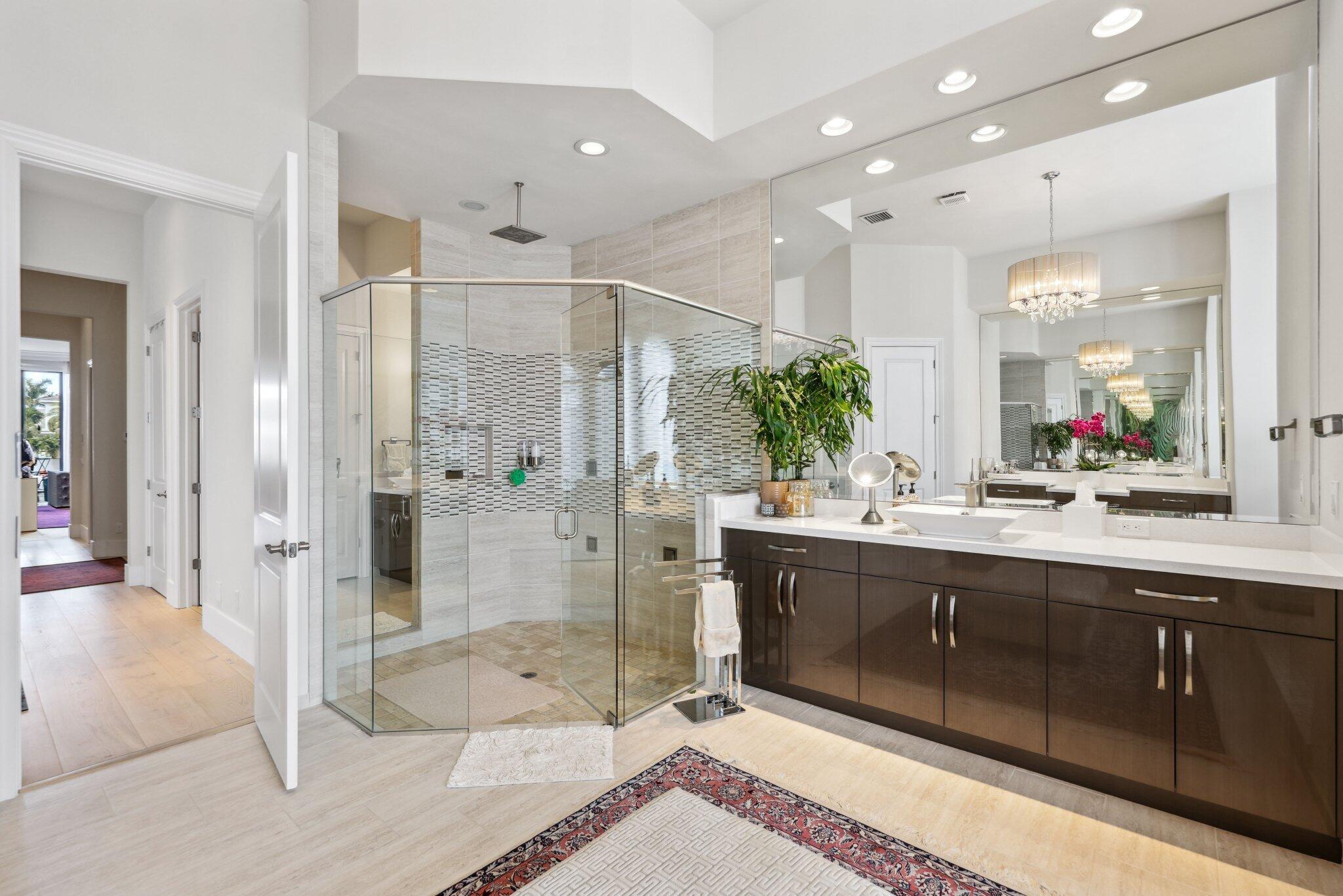 ROYAL PALM POLO - Residential