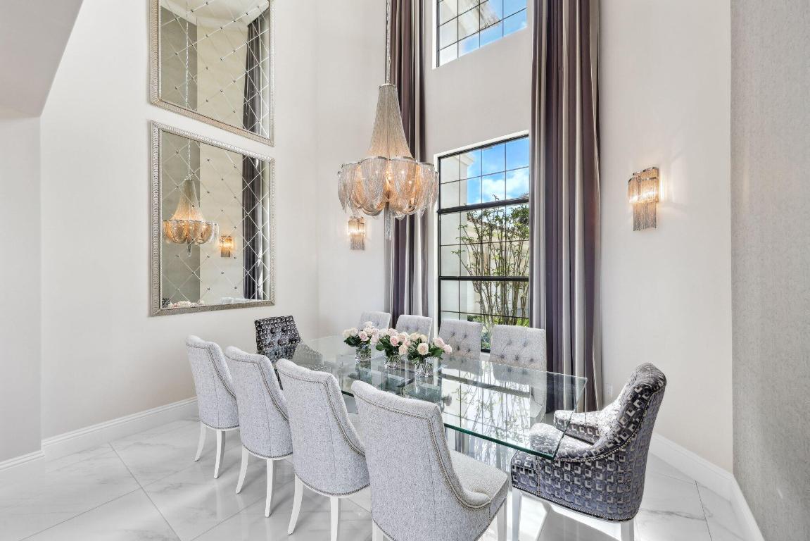 ROYAL PALM POLO - Residential