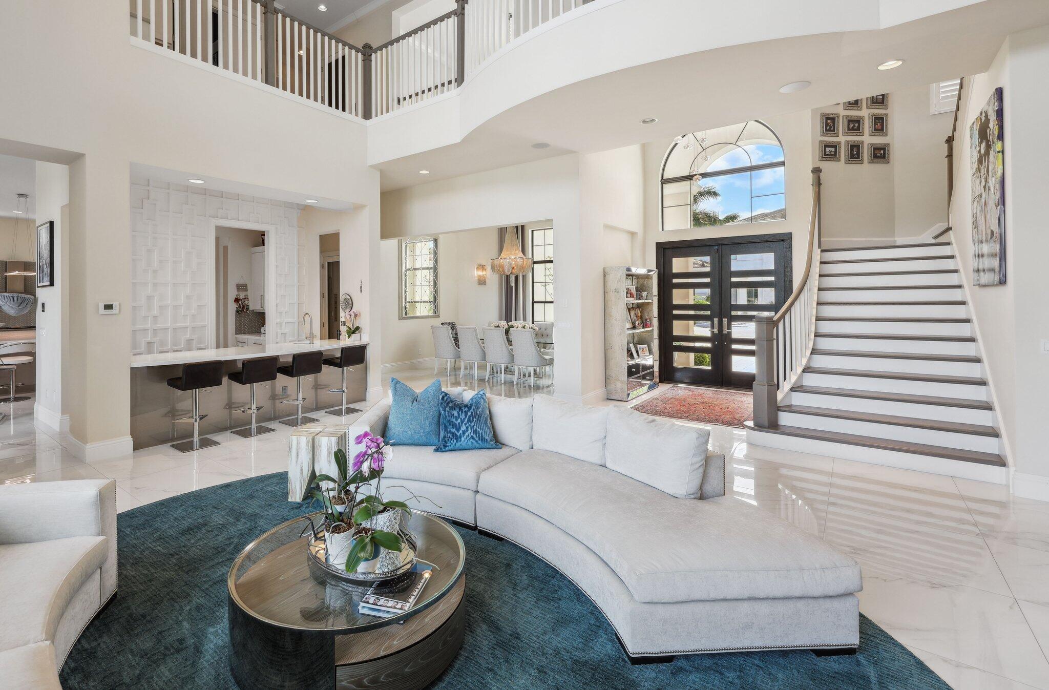 ROYAL PALM POLO - Residential