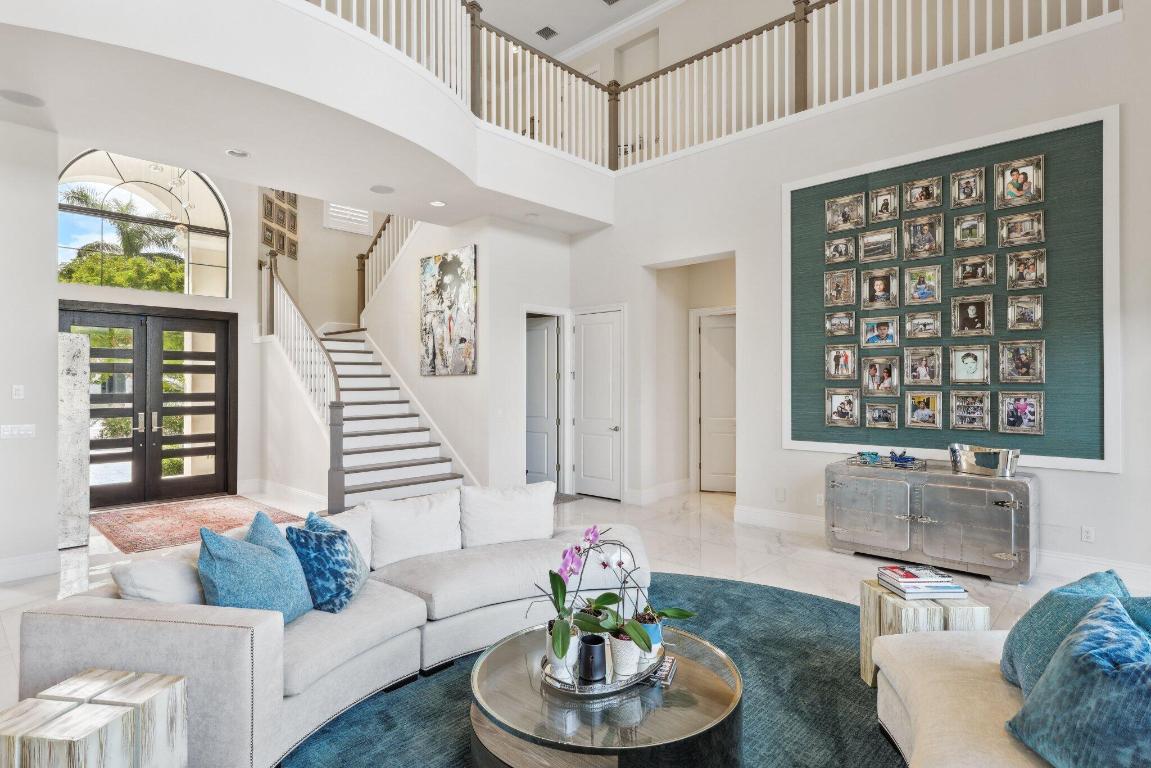 ROYAL PALM POLO - Residential