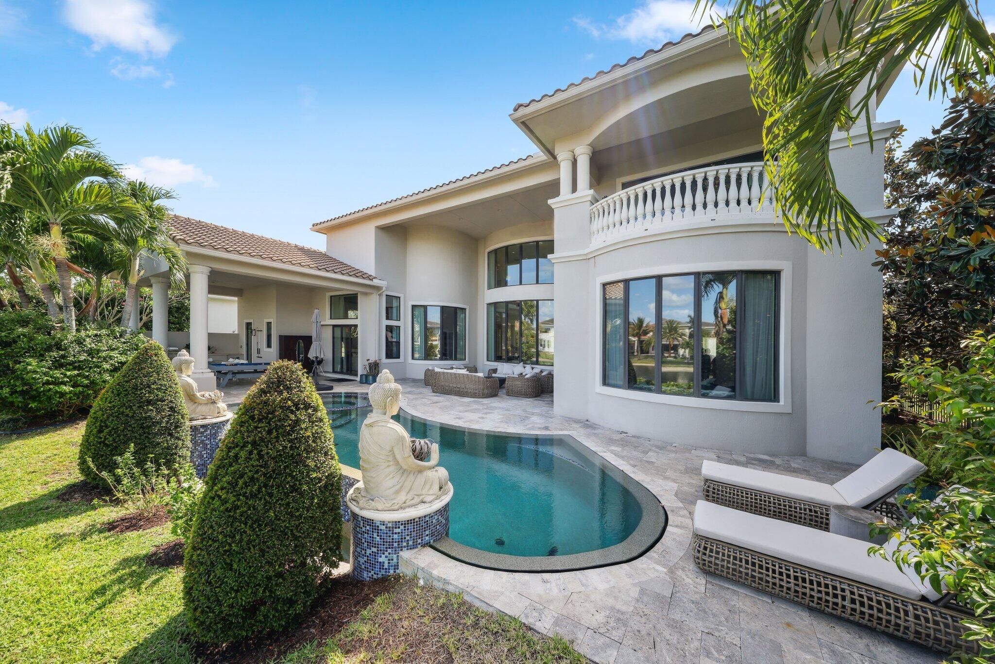 ROYAL PALM POLO - Residential