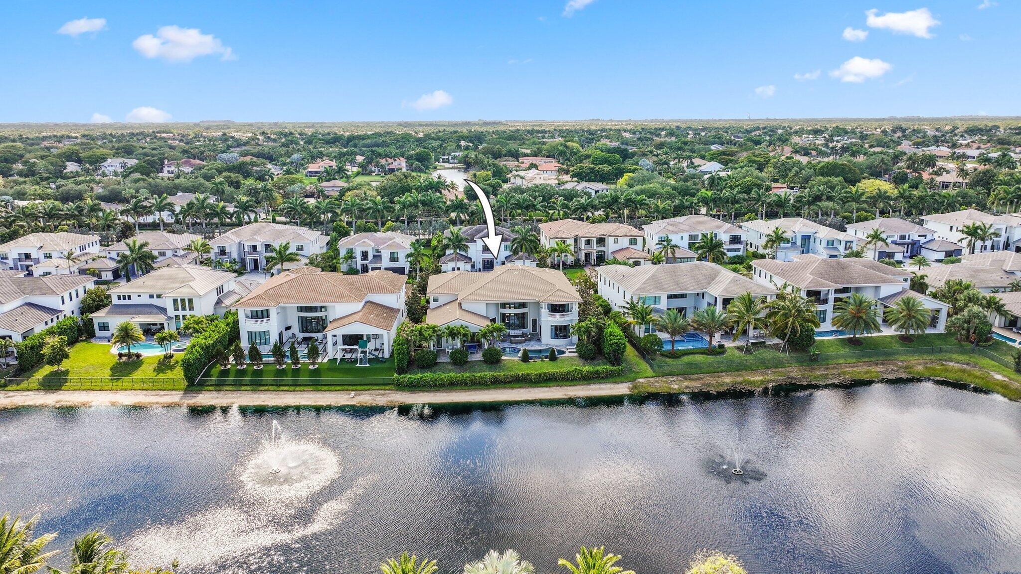 ROYAL PALM POLO - Residential