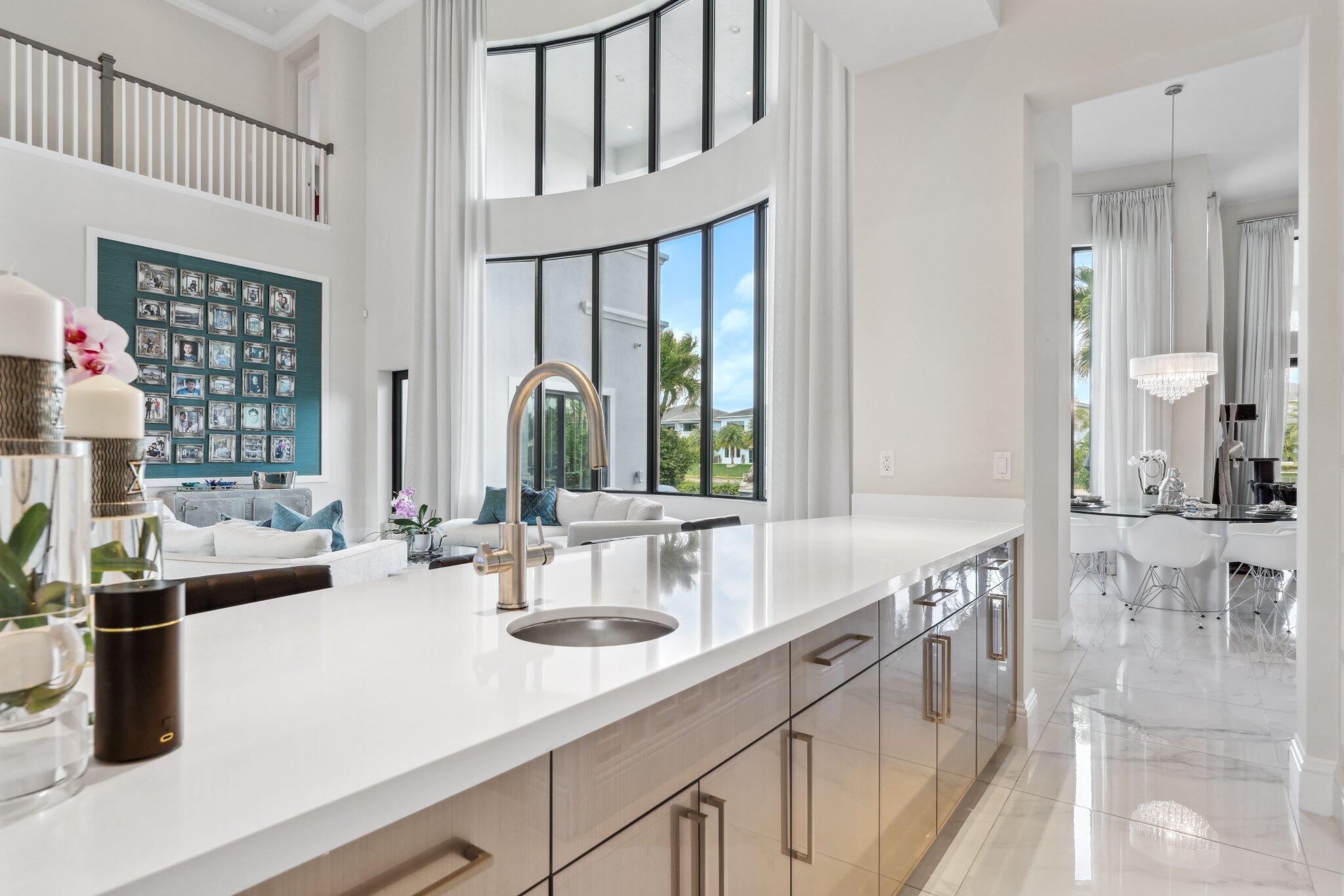 ROYAL PALM POLO - Residential