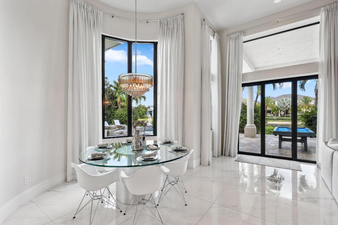 ROYAL PALM POLO - Residential