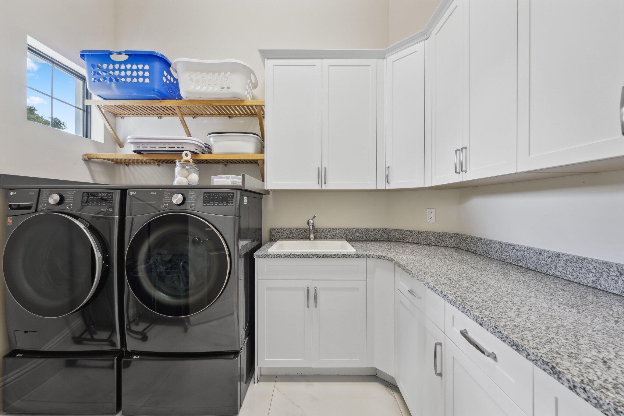 ROYAL PALM POLO - Residential