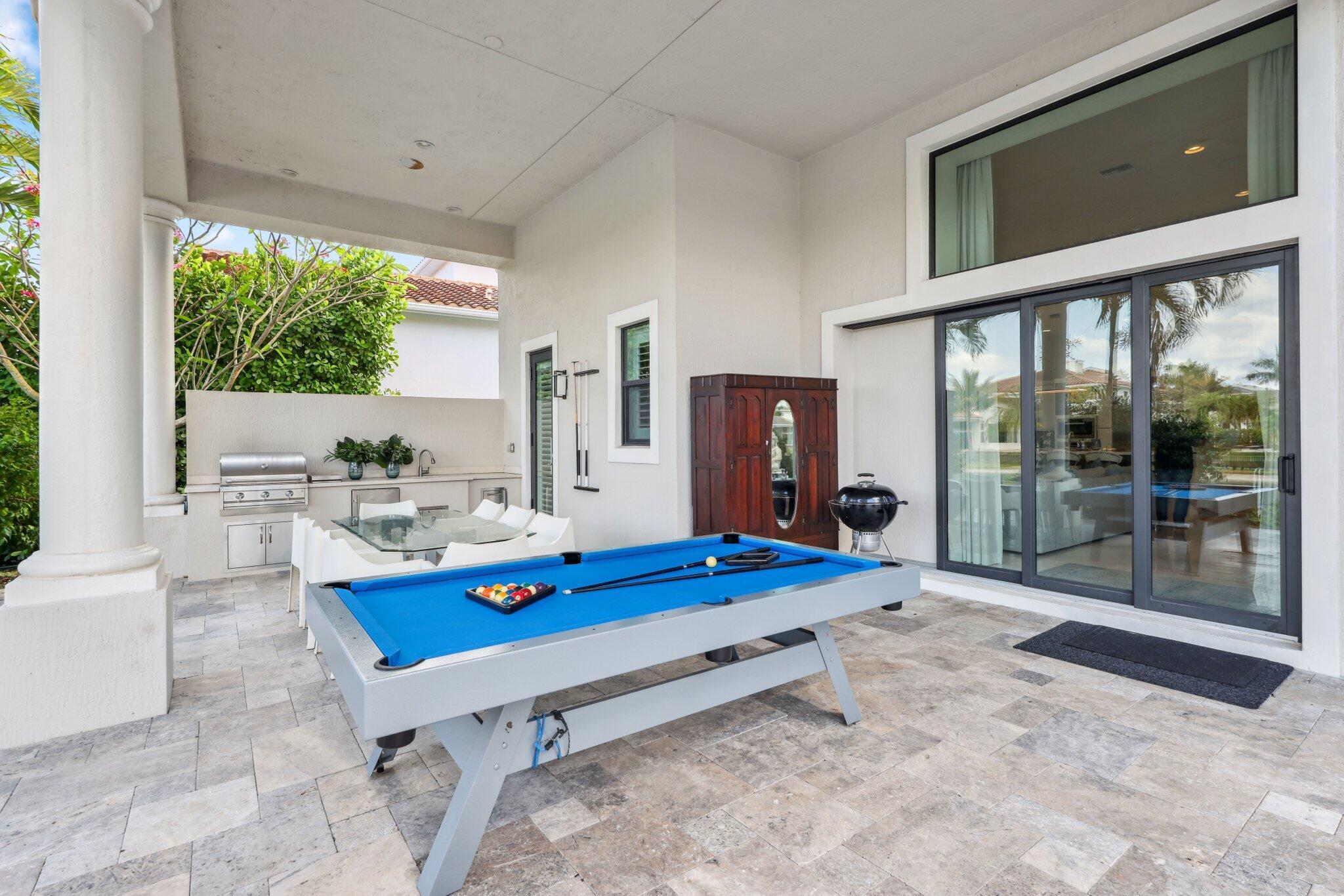 ROYAL PALM POLO - Residential