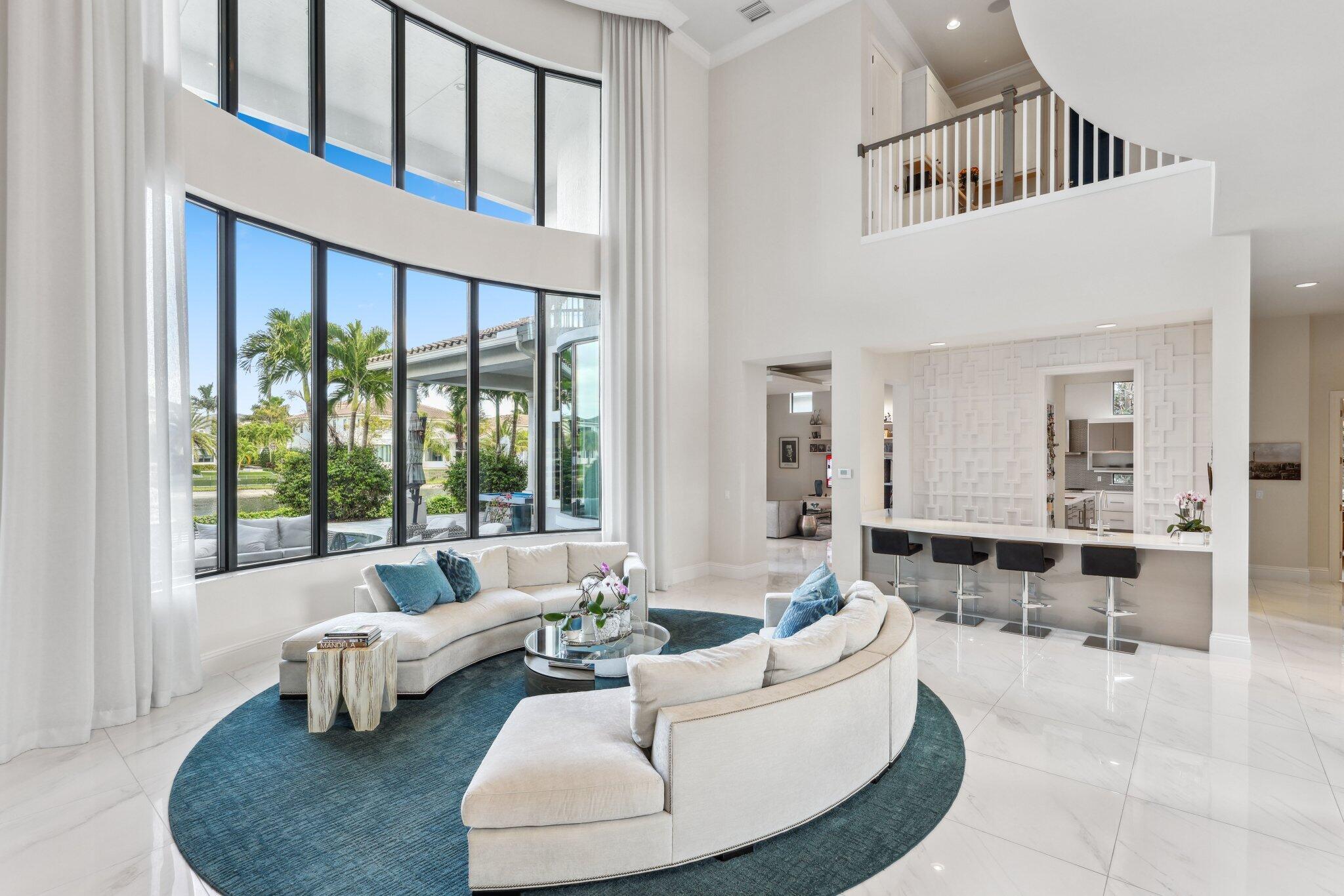 ROYAL PALM POLO - Residential