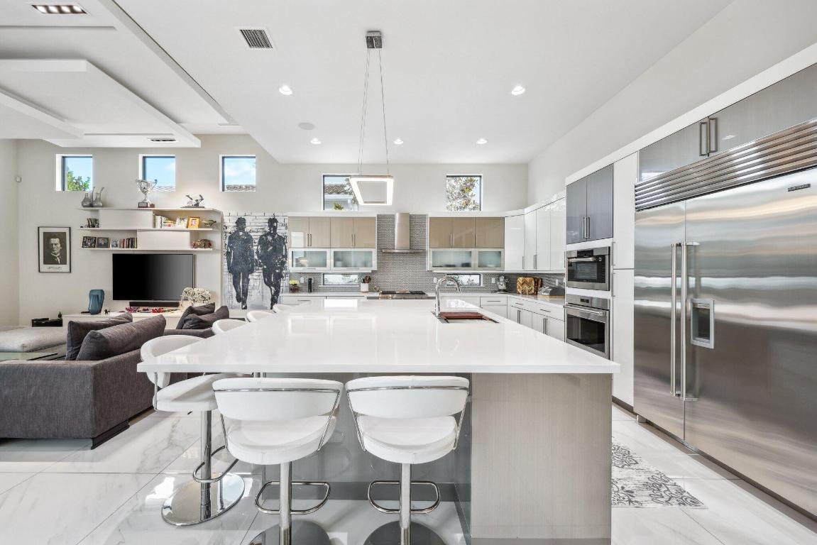 ROYAL PALM POLO - Residential