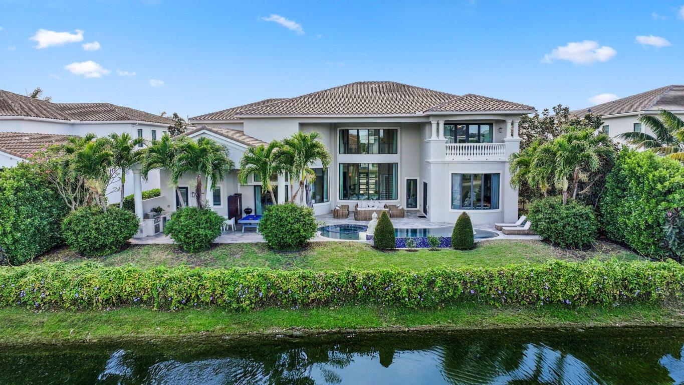 ROYAL PALM POLO - Residential