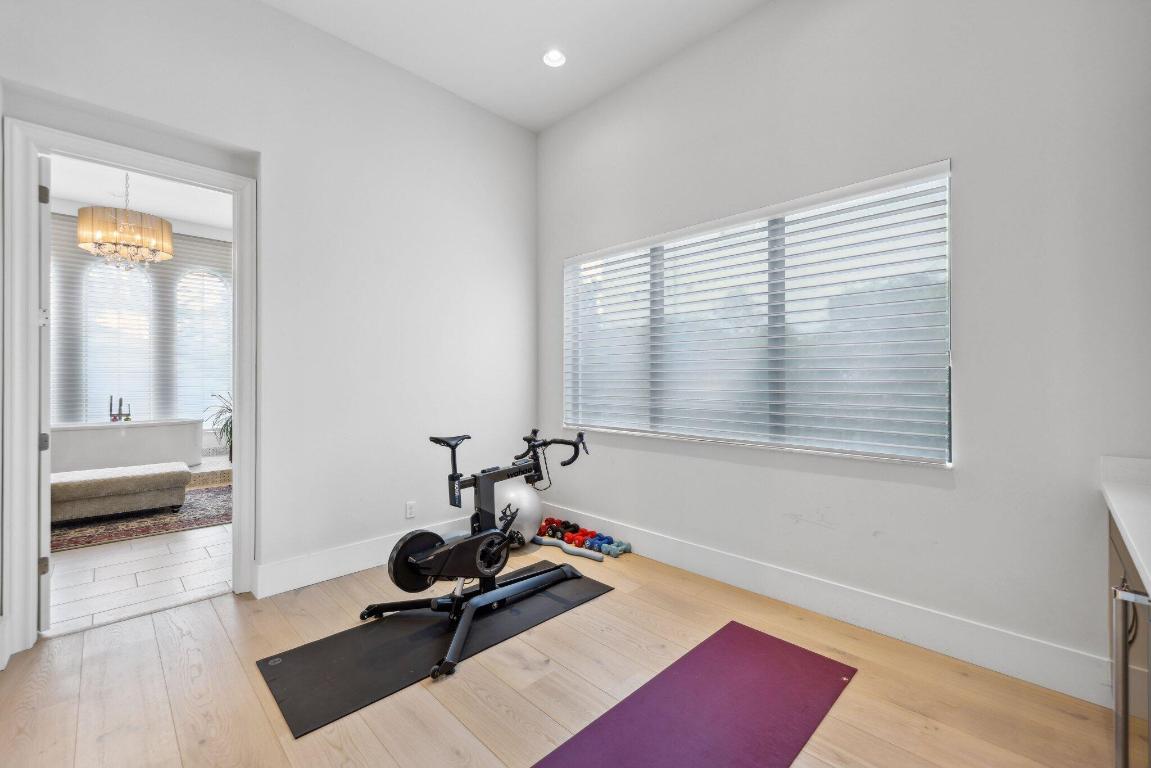 ROYAL PALM POLO - Residential