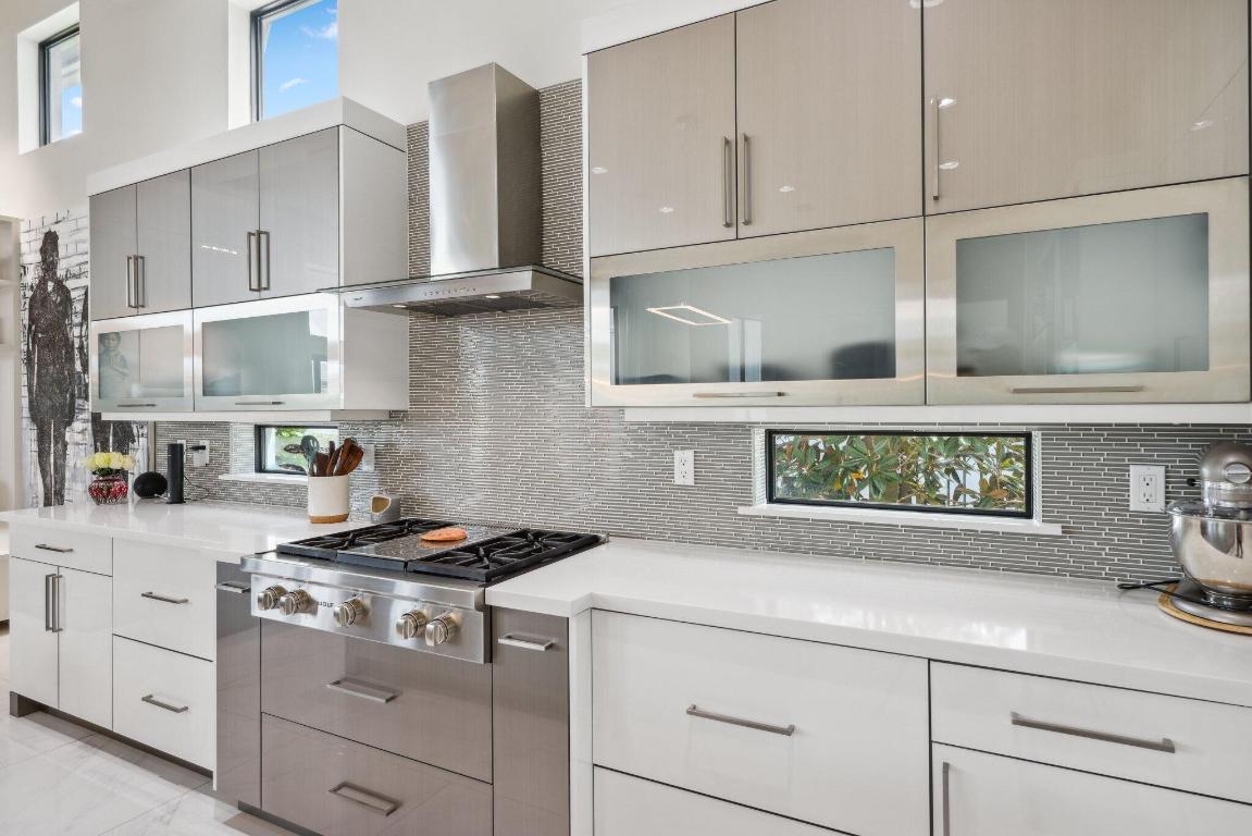 ROYAL PALM POLO - Residential