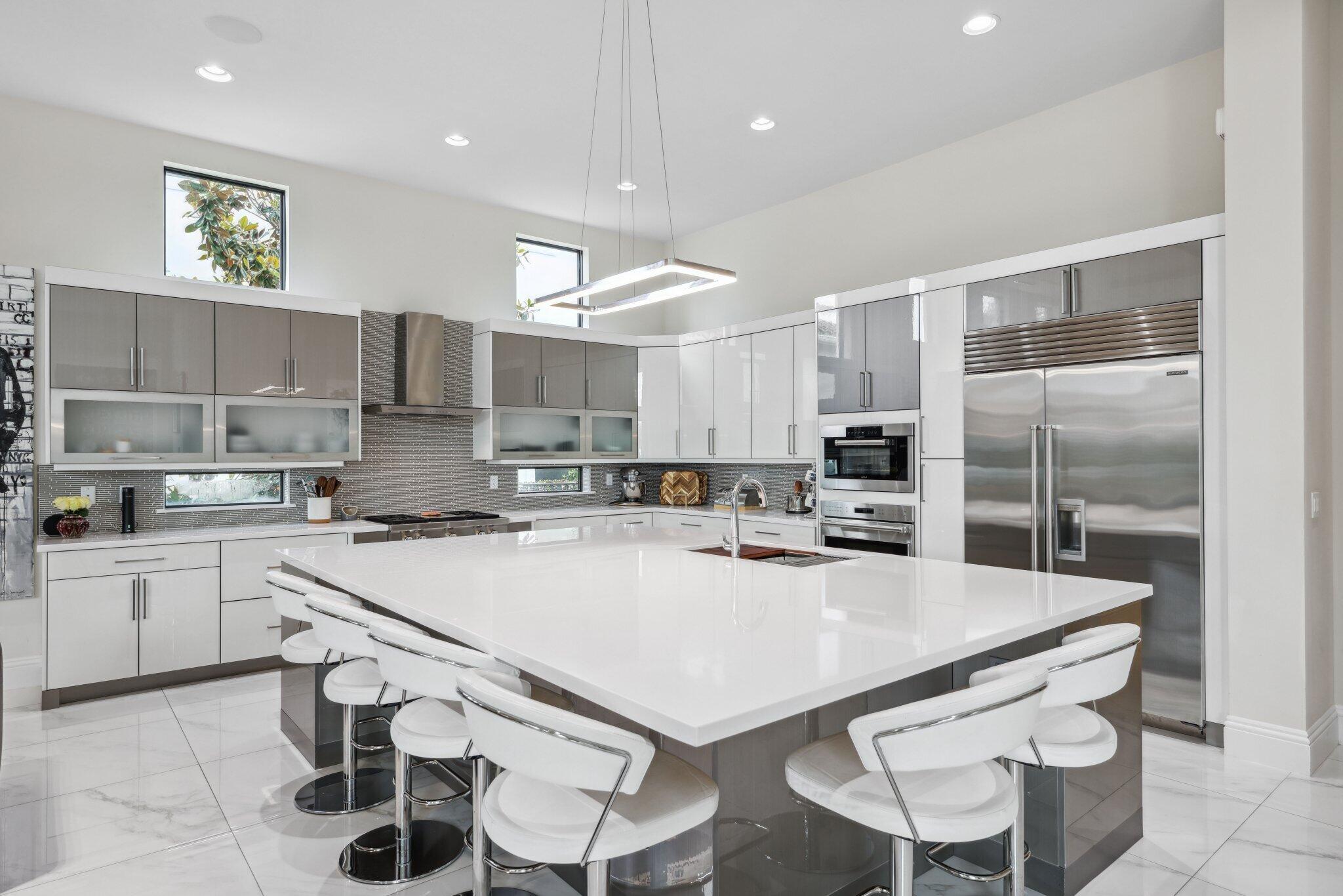 ROYAL PALM POLO - Residential